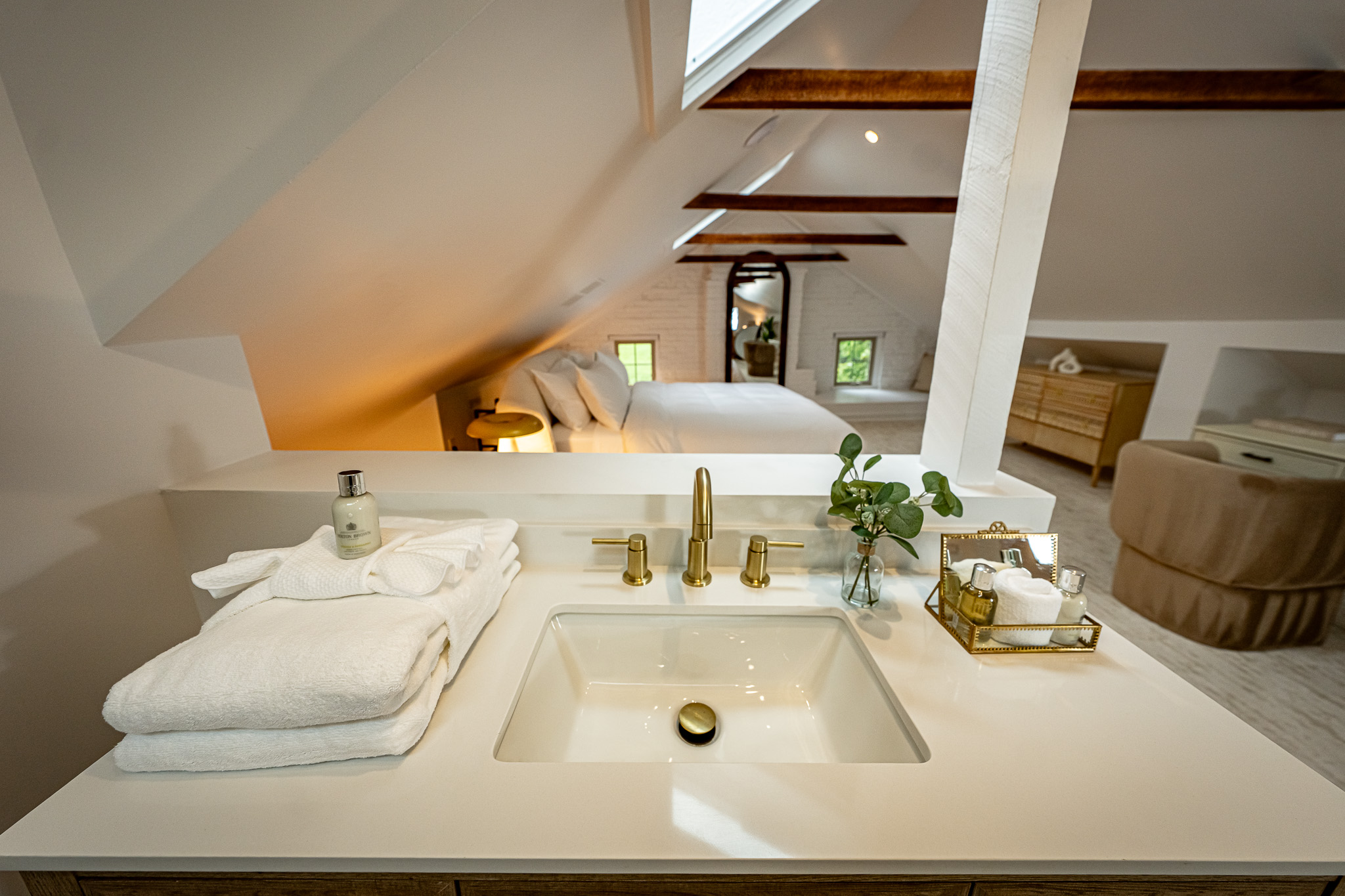 The Kempton Suite at Willowood Suite