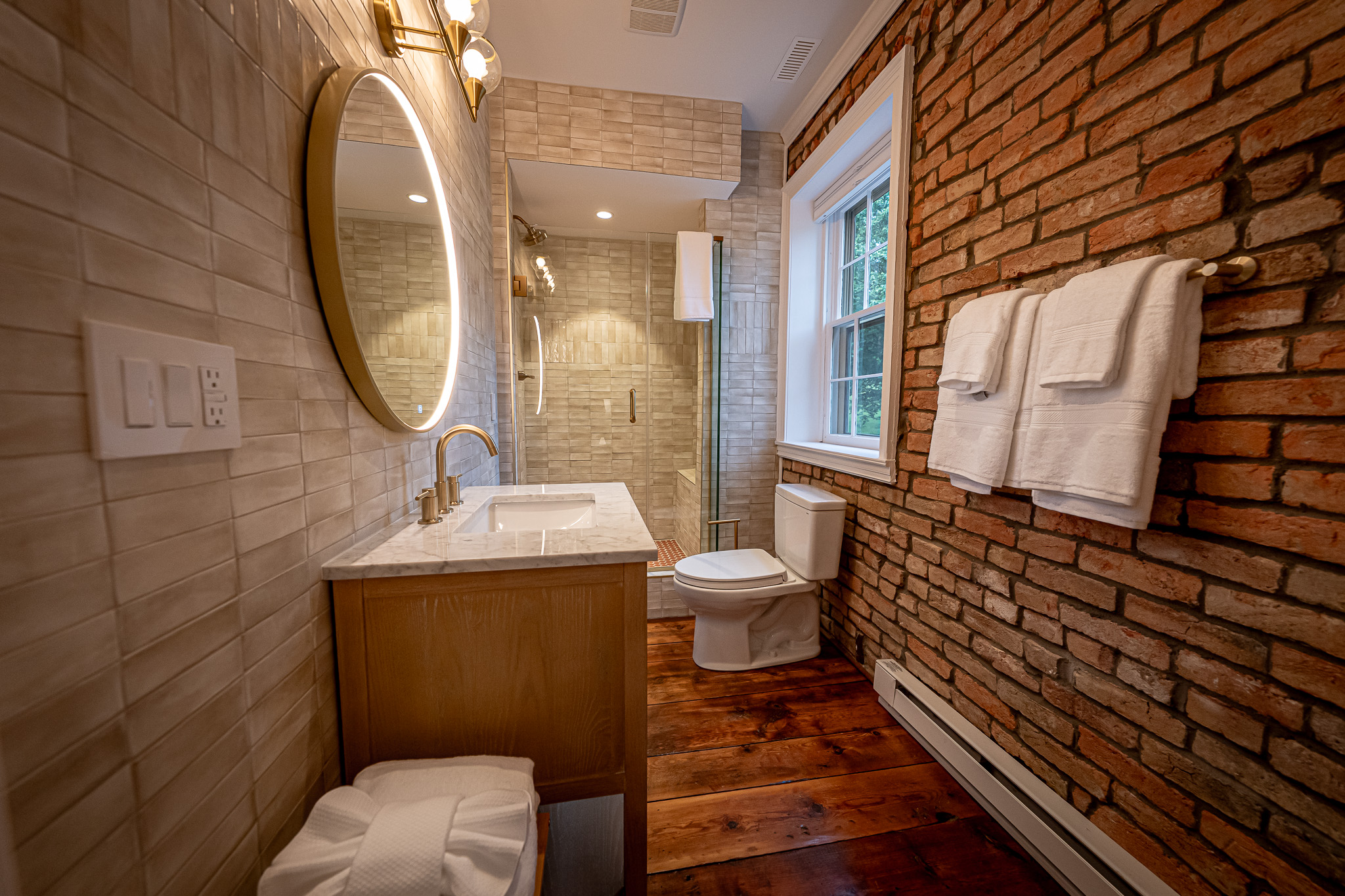 The Harvey Suite at Willowood Washington