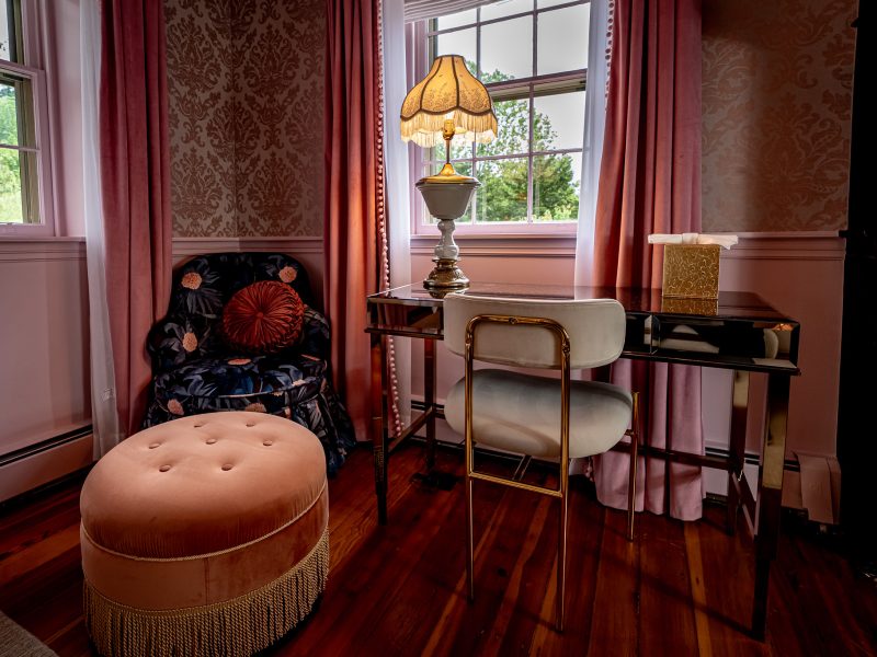 The Catherine Suite at Willowood Washington